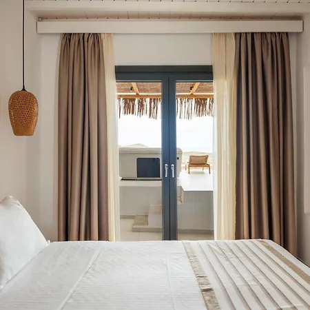 Bay Boutique 4* Ftelia (Mykonos)