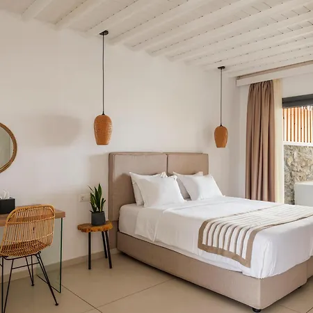 Bay Boutique Ftelia (Mykonos)