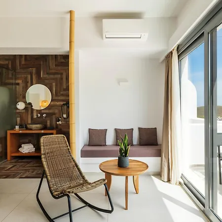 Bay Boutique Ftelia (Mykonos)