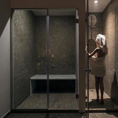 Bay Boutique 4* Ftelia (Mykonos)