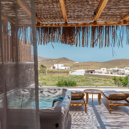 Bay Boutique Ftelia (Mykonos)